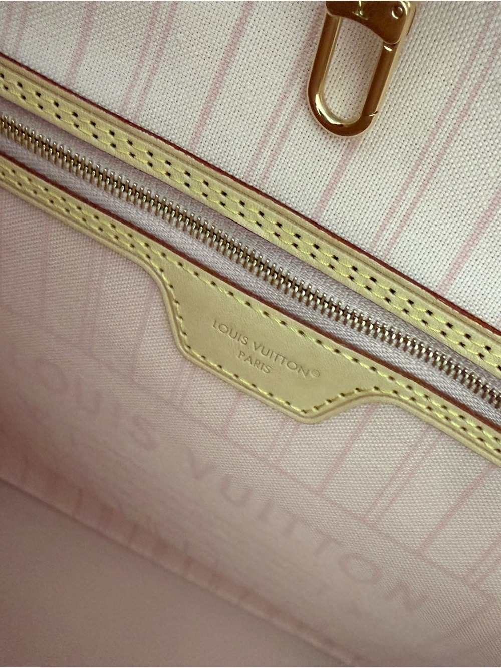 Louis Vuitton Damier Azur Neverfull MM - Picture 6 of 10